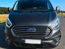 Grau Gebraucht 2019 Ford Tourneo Custom Trend Van / Kleinbus | 34.995 € (Teuer)