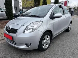 Silver mica metallic Gebraucht 2006 Toyota Yaris Executive Kleinwagen | 1.900 € (Fairer Preis)