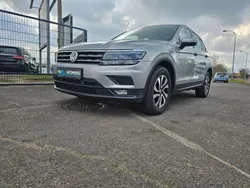 Silber Gebraucht 2017 VW Tiguan Sound SUV | 15.500 € (Fairer Preis)