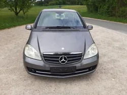 Grau Gebraucht 2010 Mercedes A180 Limousine | 1.999 € (Etwas zu teuer)