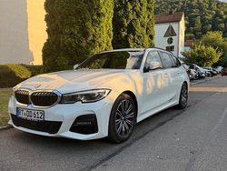 Weiß Gebraucht 2021 BMW 320 M Sport Kombi | 28.500 € (Guter Preis)