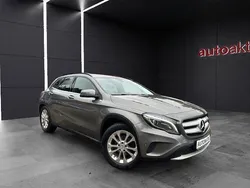 Grau Gebraucht 2014 Mercedes GLA200 Style SUV | 12.990 € (Fairer Preis)