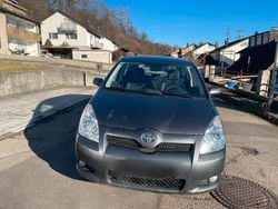 Grau Gebraucht 2008 Toyota Corolla Verso Van / Kleinbus | 3.999 € (Fairer Preis)