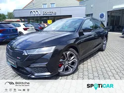 Schwarzmagic perleffekt Gebraucht 2022 Skoda Octavia RS Kombi | 33.750 € (Etwas zu teuer)