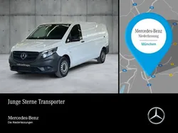 Weiß Gebraucht 2024 Mercedes Vito Van / Kleinbus | 39.127 € (Etwas zu teuer)