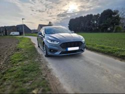 Grau Gebraucht 2019 Ford Mondeo ST-Line Limousine | 23.499 €