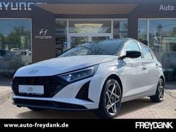 Atlas white/ phantom black Gebraucht 2024 Hyundai i20 Prime SUV | 19.999 €