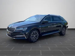 Blackmagic perleffekt (metallic) Gebraucht 2022 Skoda Superb Limousine | 34.780 € (Fairer Preis)