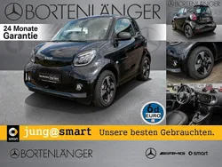 Schwarz Gebraucht 2024 Smart ForTwo Electric Drive Exclusive Kleinwagen | 16.479 € (Fairer Preis)