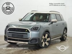 Grün Gebraucht 2024 Mini Countryman SUV | 46.890 €