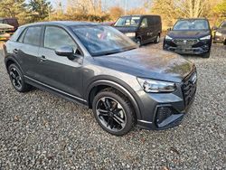 Grau Gebraucht 2024 Audi Q2 S-Line SUV | 25.999 € (Superpreis)