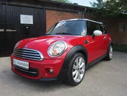 Rot Gebraucht 2010 Mini Cooper Kleinwagen | 5.900 € (Fairer Preis)