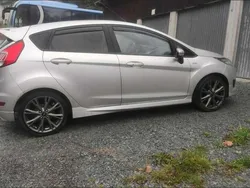 Silber Gebraucht 2015 Ford Fiesta ST-Line Kleinwagen | 7.500 € (Guter Preis)