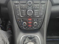 Silber Gebraucht 2012 Opel Meriva Innovation Van / Kleinbus | 4.750 € (Fairer Preis)