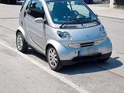 Grau Gebraucht 2006 Smart ForTwo Coupé Coupé | 3.300 € (Fairer Preis)