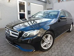 Schwarz unilack Gebraucht 2017 Mercedes E350 Kombi | 18.999 € (Superpreis)
