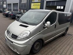 Silber Gebraucht 2008 Renault Trafic Van / Kleinbus | 6.490 €
