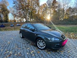 Grün Gebraucht 2011 Seat Leon Limousine | 4.499 € (Fairer Preis)