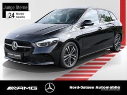 Metalliclack kosmosschwarz Gebraucht 2024 Mercedes B200 Progressive Van / Kleinbus | 32.290 € (Guter Preis)