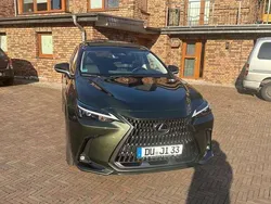 Grün Gebraucht 2022 Lexus NX350h SUV | 47.500 €