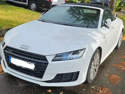 Weiß Gebraucht 2017 Audi TT Roadster Ambiente Cabrio | 22.700 € (Guter Preis)