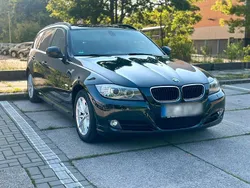Schwarz Gebraucht 2011 BMW 320 Kombi | 5.290 € (Guter Preis)
