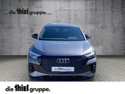 Grau Gebraucht 2022 Audi Q4 Sportback e-tron Sport SUV | 27.980 € (Fairer Preis)