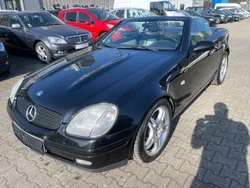 Schwarz Gebraucht 1999 Mercedes SLK200 Cabrio | 3.900 € (Fairer Preis)