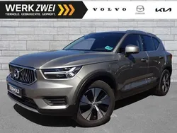 Pebble grey / metallic Gebraucht 2022 Volvo XC40 Inscription SUV | 29.900 € (Superpreis)