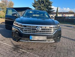 Schwarz Gebraucht 2019 VW Touareg R-line SUV | 41.300 € (Fairer Preis)