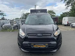 Schwarz Gebraucht 2017 Ford Grand Tourneo Connect Titanium Van / Kleinbus | 11.950 € (Guter Preis)