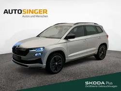Brilliantsilber metallic Gebraucht 2023 Skoda Karoq SportLine SUV | 34.880 € (Guter Preis)