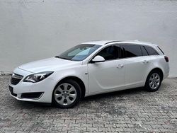 Weiß Gebraucht 2017 Opel Insignia Innovation Kombi | 9.990 € (Fairer Preis)
