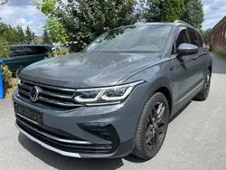Grau Gebraucht 2021 VW Tiguan Elegance SUV | 29.300 € (Fairer Preis)