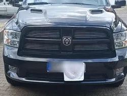Schwarz Gebraucht 2012 Dodge Ram Abholung | 27.850 €