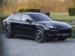 Schwarz Gebraucht 2019 Porsche Cayenne Turbo SUV | 82.000 € (Etwas zu teuer)
