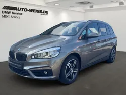 Platinsilber metallic (silber) Gebraucht 2017 BMW 218 Gran Tourer Sport Line Van / Kleinbus | 18.500 € (Fairer Preis)