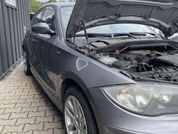 Grau Gebraucht 2008 BMW 116 Kleinwagen | 3.900 € (Fairer Preis)