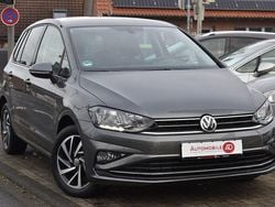 Grau Gebraucht 2018 VW Golf Sportsvan Join Van / Kleinbus | 16.490 € (Fairer Preis)