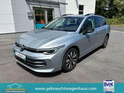Oyster silber metallic Gebraucht 2024 VW Golf VIII Goal Kombi | 25.000 € (Superpreis)