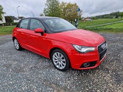 Rot Gebraucht 2012 Audi A1 Ambition Kleinwagen | 6.900 € (Etwas zu teuer)