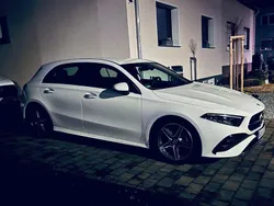 Weiß Gebraucht 2023 Mercedes 200 AMG line Limousine | 33.000 € (Teuer)