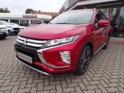 Dynamik rot (d) Gebraucht 2019 Mitsubishi Eclipse Cross Edition SUV | 18.900 € (Fairer Preis)