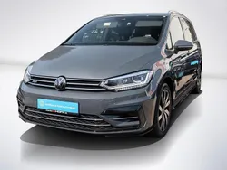 Delfingrau metallic Gebraucht 2024 VW Touran R-line Van / Kleinbus | 35.675 € (Fairer Preis)