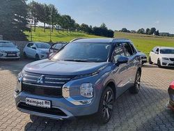 Mondsteingrau Neu 2025 Mitsubishi Outlander P-HEV Edition SUV | 52.990 € (Fairer Preis)