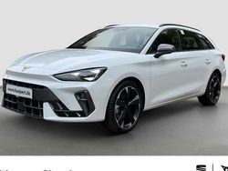 Weiß Gebraucht 2025 Cupra Leon Kombi | 31.688 € (Guter Preis)
