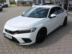 Platinum white pearl Gebraucht 2025 Honda Civic Elegance Kleinwagen | 32.900 € (Etwas zu teuer)