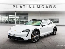 Weiß Gebraucht 2021 Porsche Taycan Turbo S Cross Turismo Limousine | 104.171 €