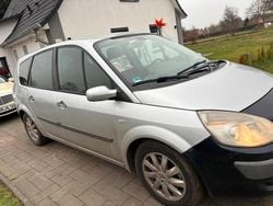 Silber Gebraucht 2007 Renault Scénic Van / Kleinbus | 1.500 €