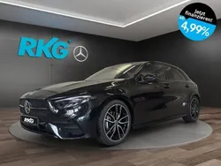 Schwarz Gebraucht 2025 Mercedes A200 AMG Limousine | 43.380 €